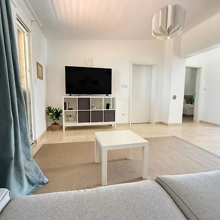 L&l Apartment *