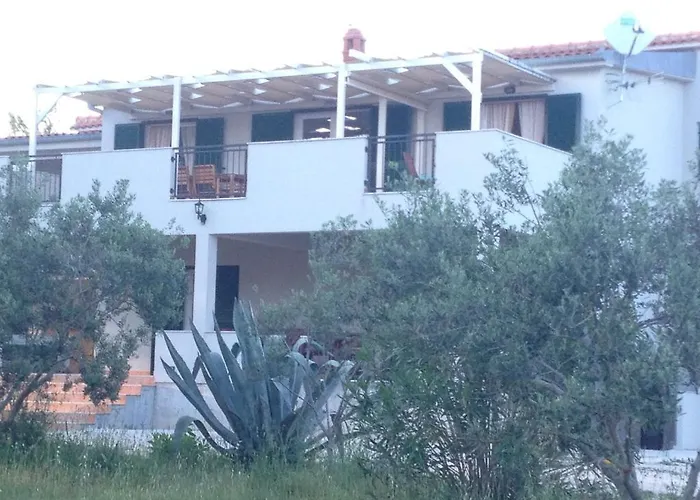 L&l Apartament Vir