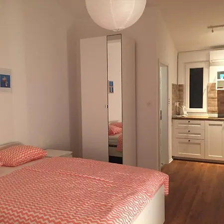 L&l Apartment